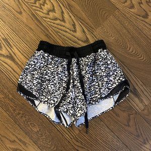 lululemon Hotty Hot Black & White Lined Drawstring Shorts